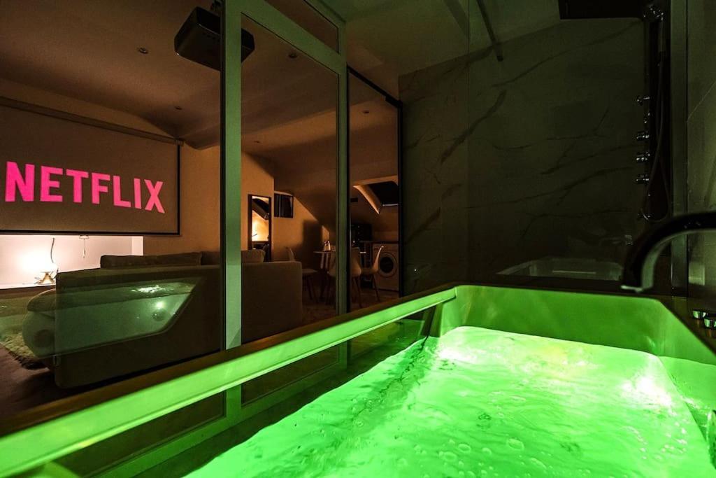 Apartment Oasis Chic - Prive & Cinema